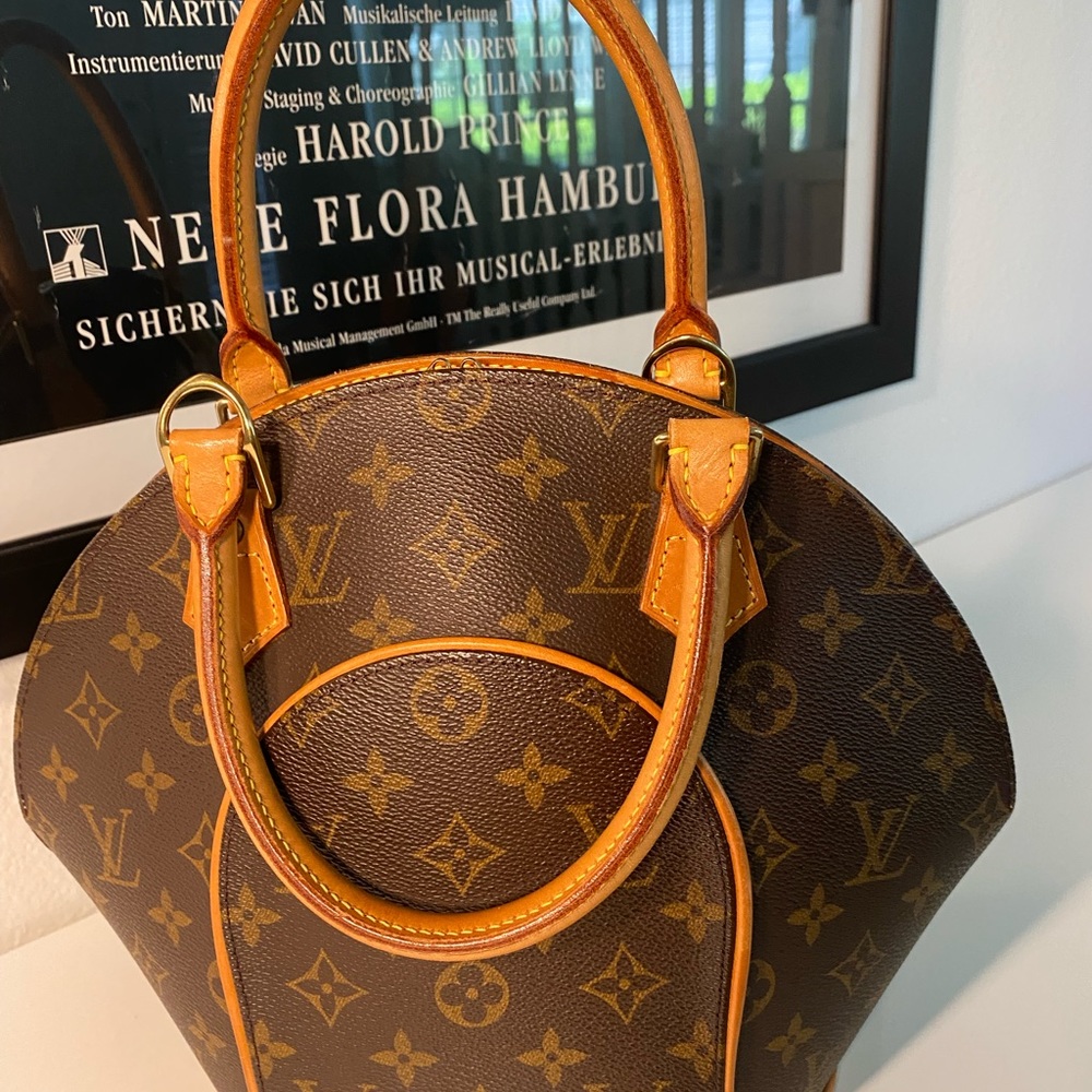 Louis Vuitton Vintage Ellipse PM - Picture 3 of 10